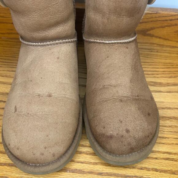 UGG Bailey Button Size 7 Boot Bootie Snow Winter - Picture 4 of 11